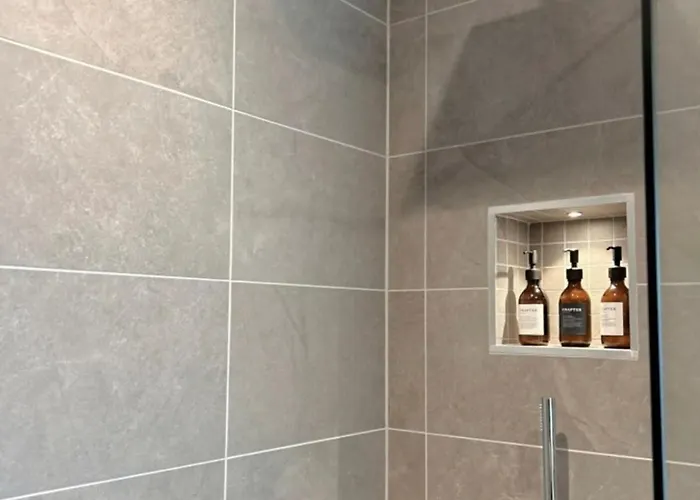 Stylish 2-bedroom Near Minster, Rydale House - Sleeps 4