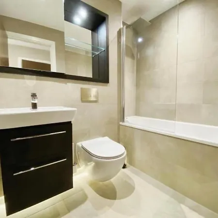 Stylish 2-bedroom Near Minster, Rydale House - Sleeps 4